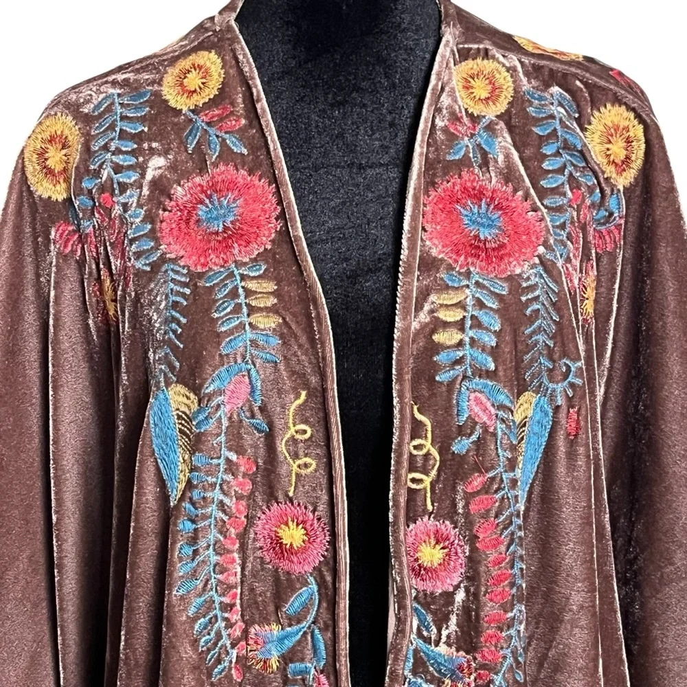 Umgee Embroidered Velvet Kimono Cover Up S/M Boho Floral Velvet Duster - Picture 2 of 8